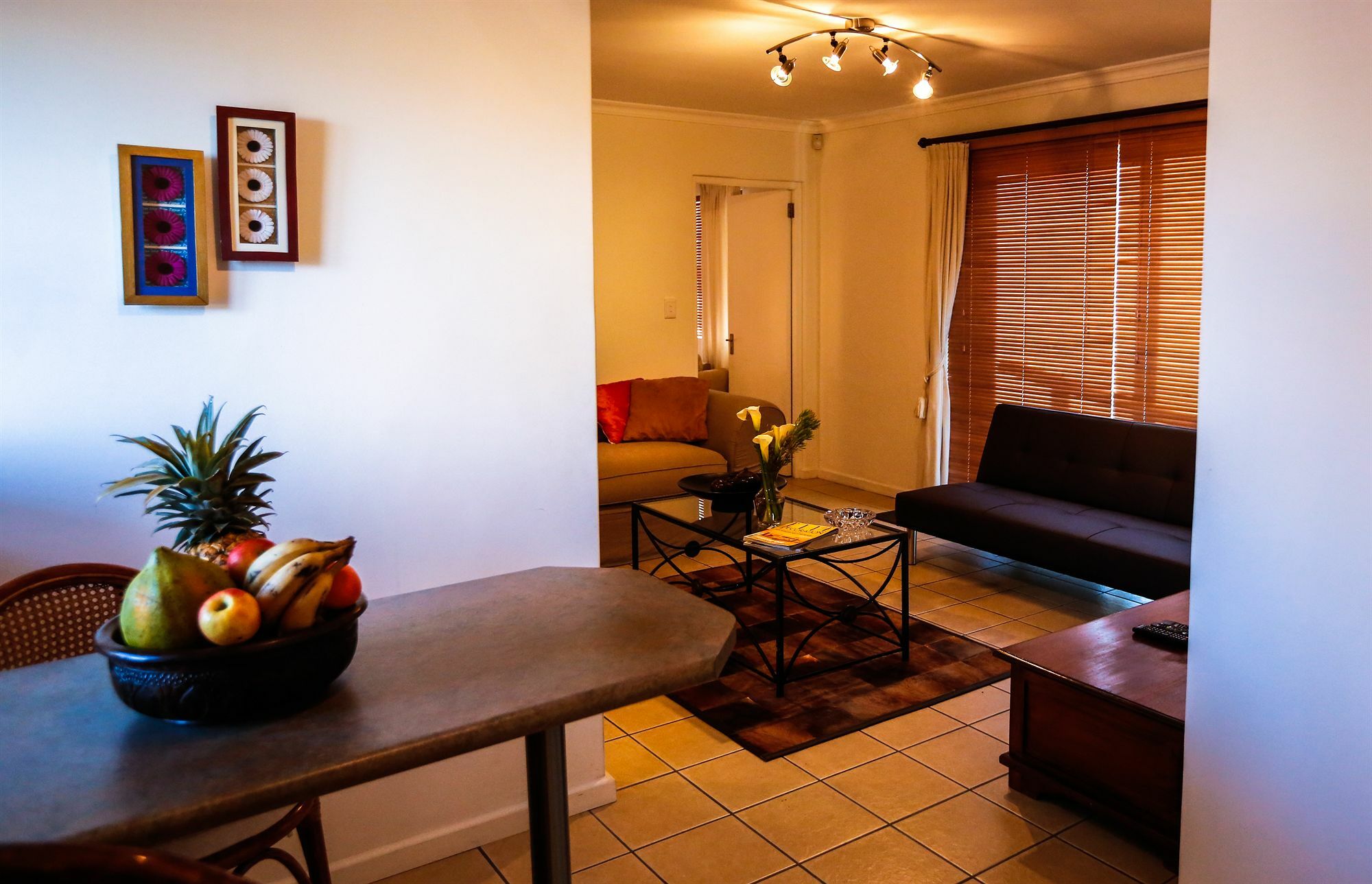 Secret Garden Guesthouse Bloubergstrand Ngoại thất bức ảnh